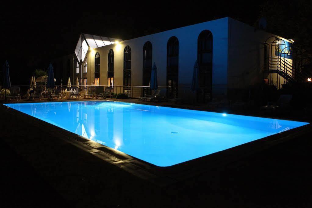 Agape Hotel Bessines Екстер'єр фото