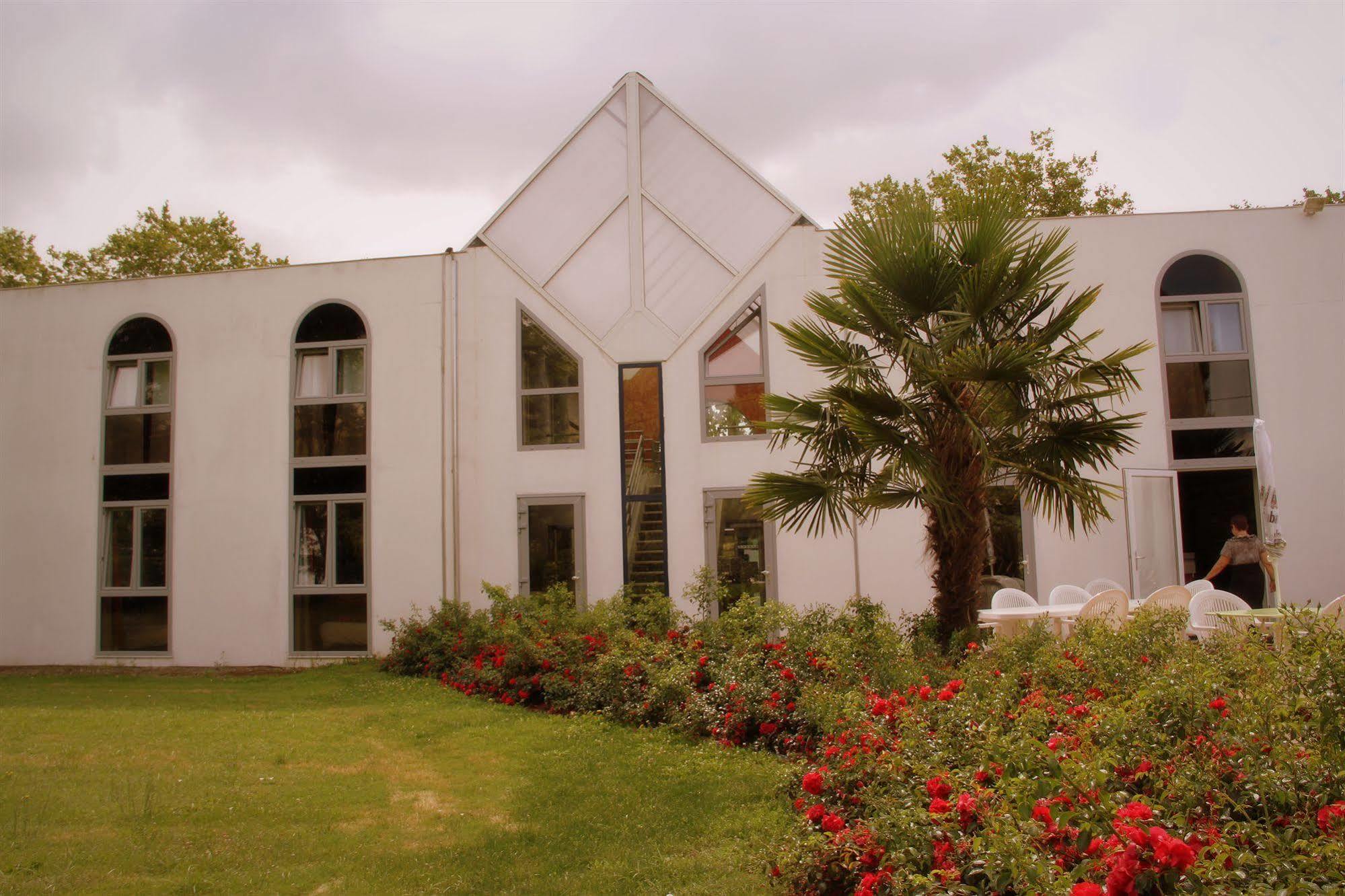 Agape Hotel Bessines Екстер'єр фото