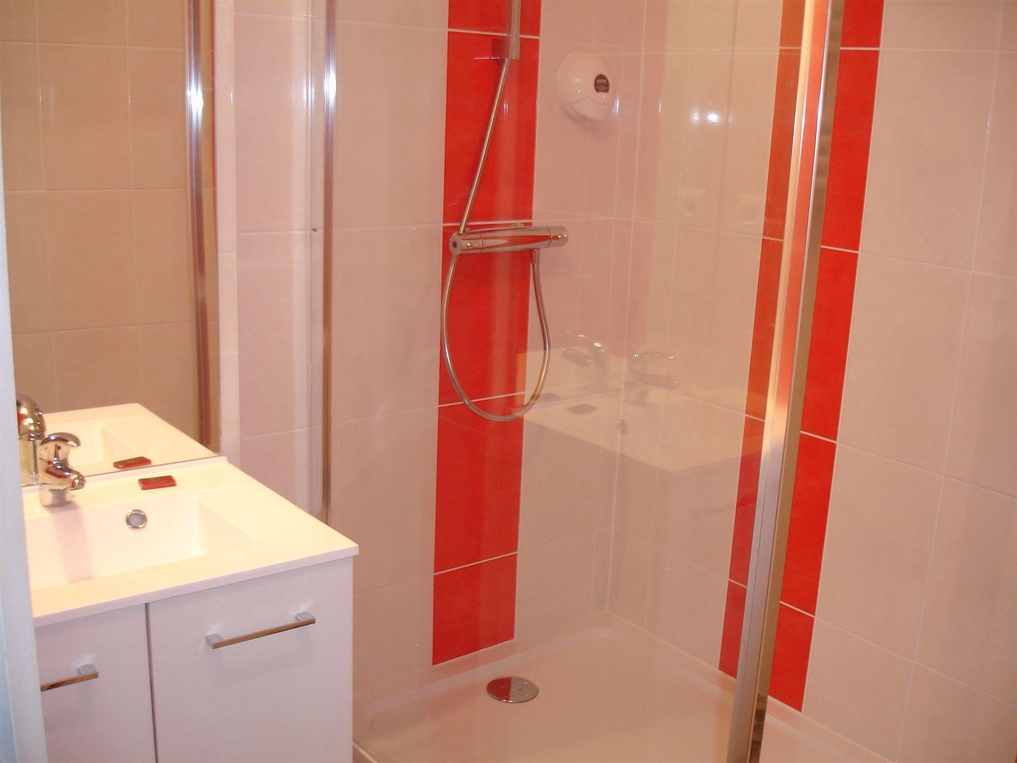 Agape Hotel Bessines Екстер'єр фото