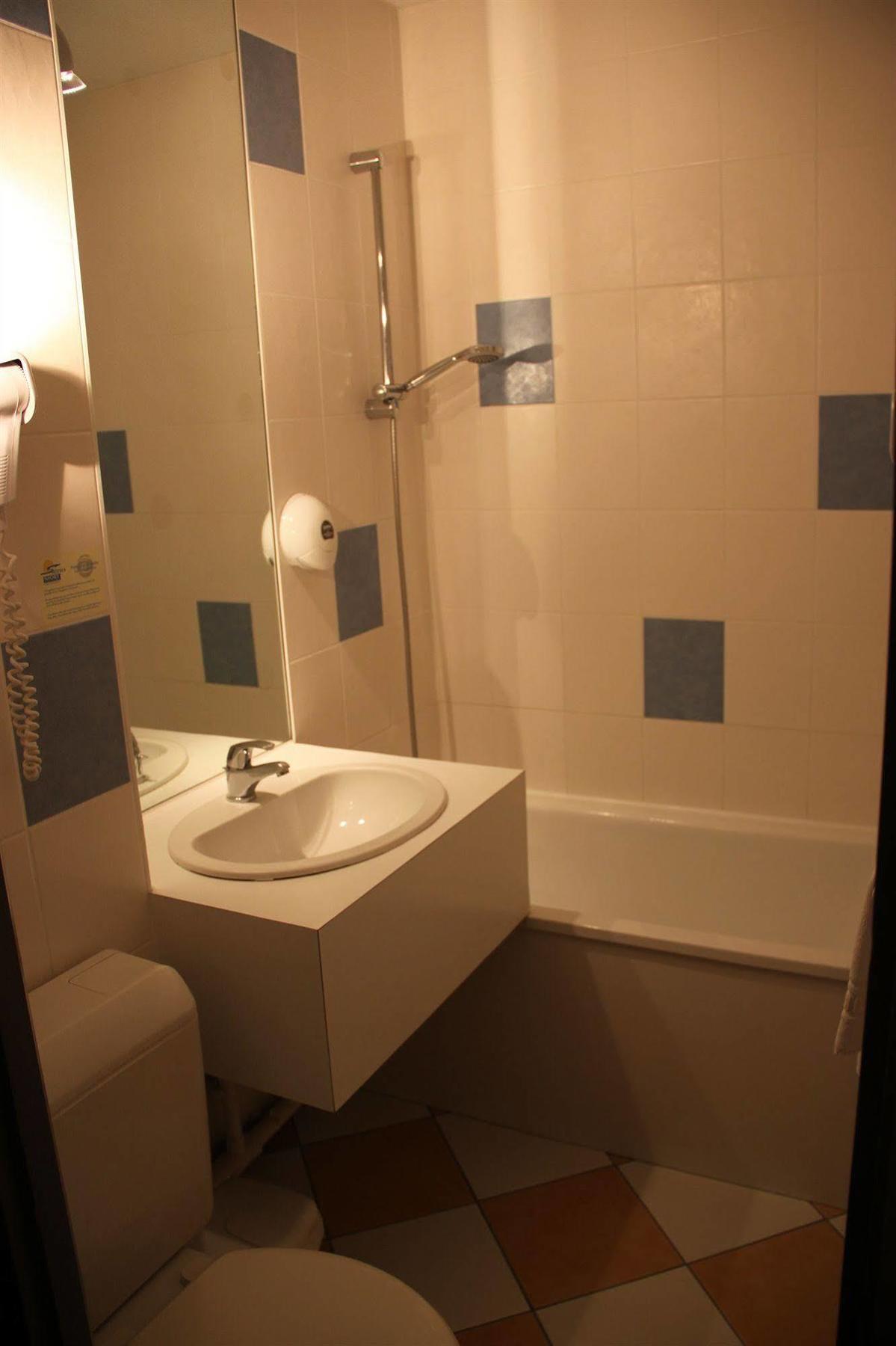 Agape Hotel Bessines Екстер'єр фото